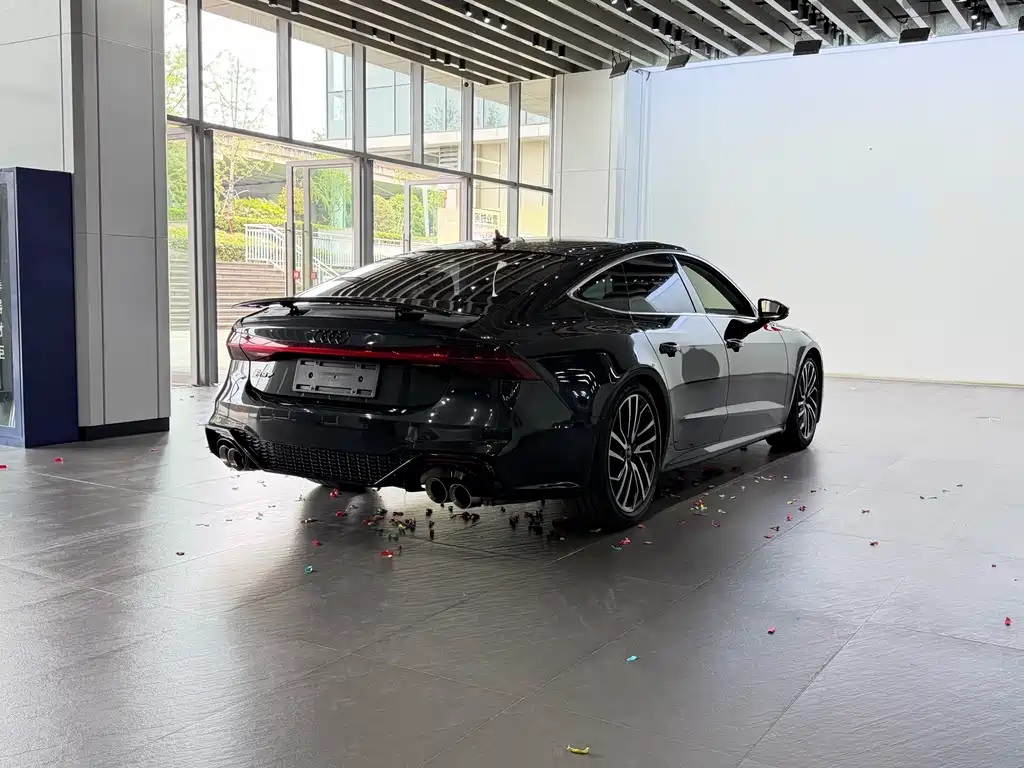 Audi A7 2018 — фото 18