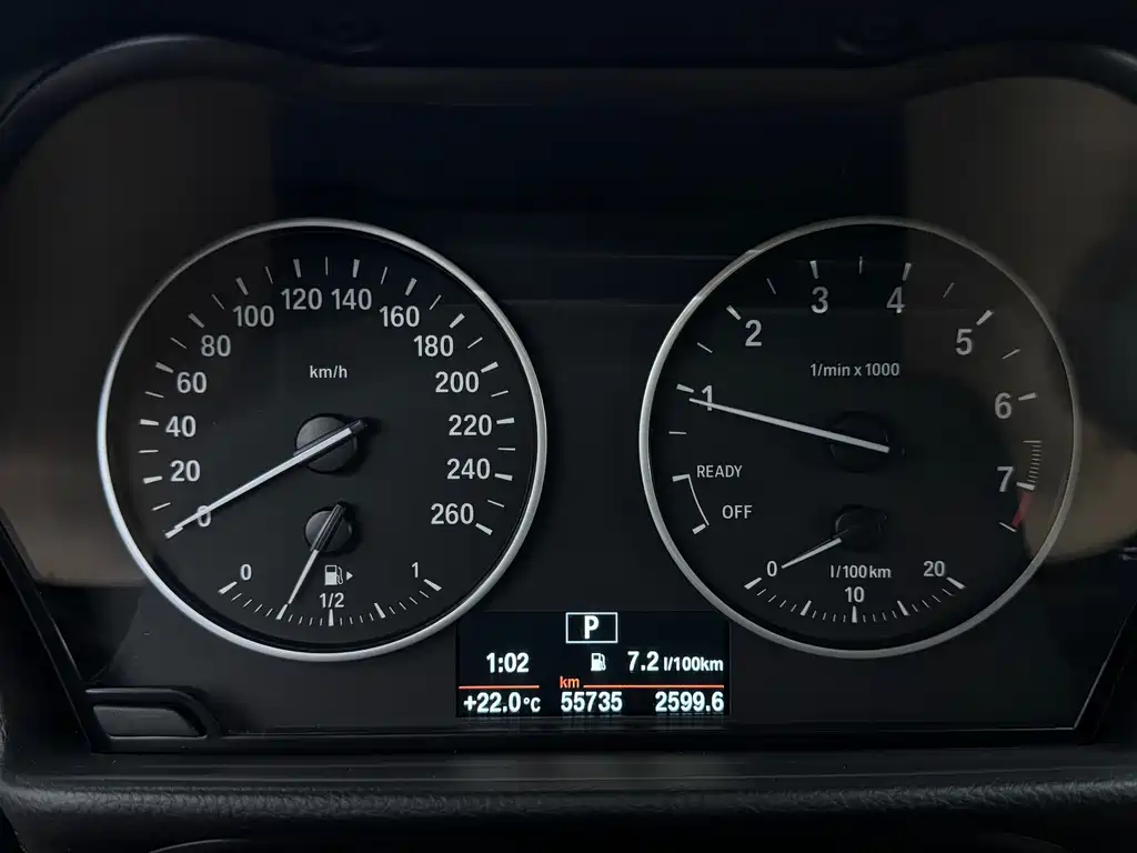 BMW 1 Series 2017 — фото 10
