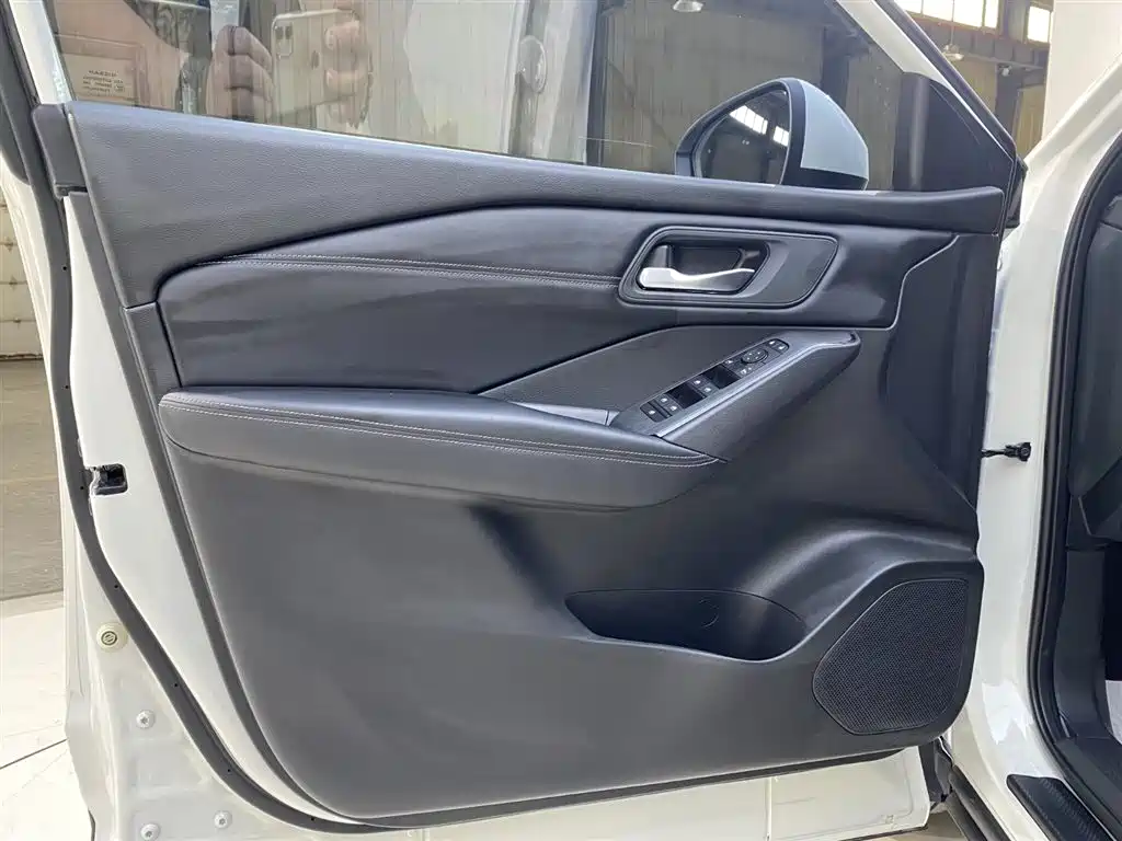 Nissan Qashqai 2023 — фото 12