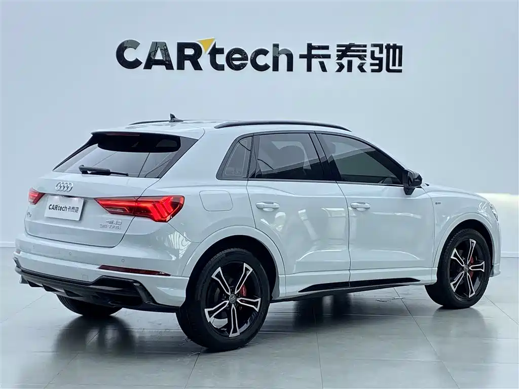 Audi Q3 2021