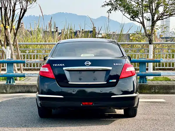 Nissan Teana 2010