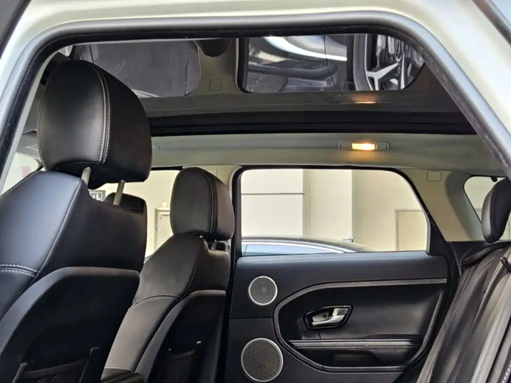 Land Rover Range Rover Evoque 2014 — фото 17