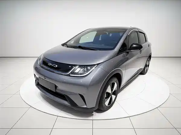 BYD Dolphin 2023