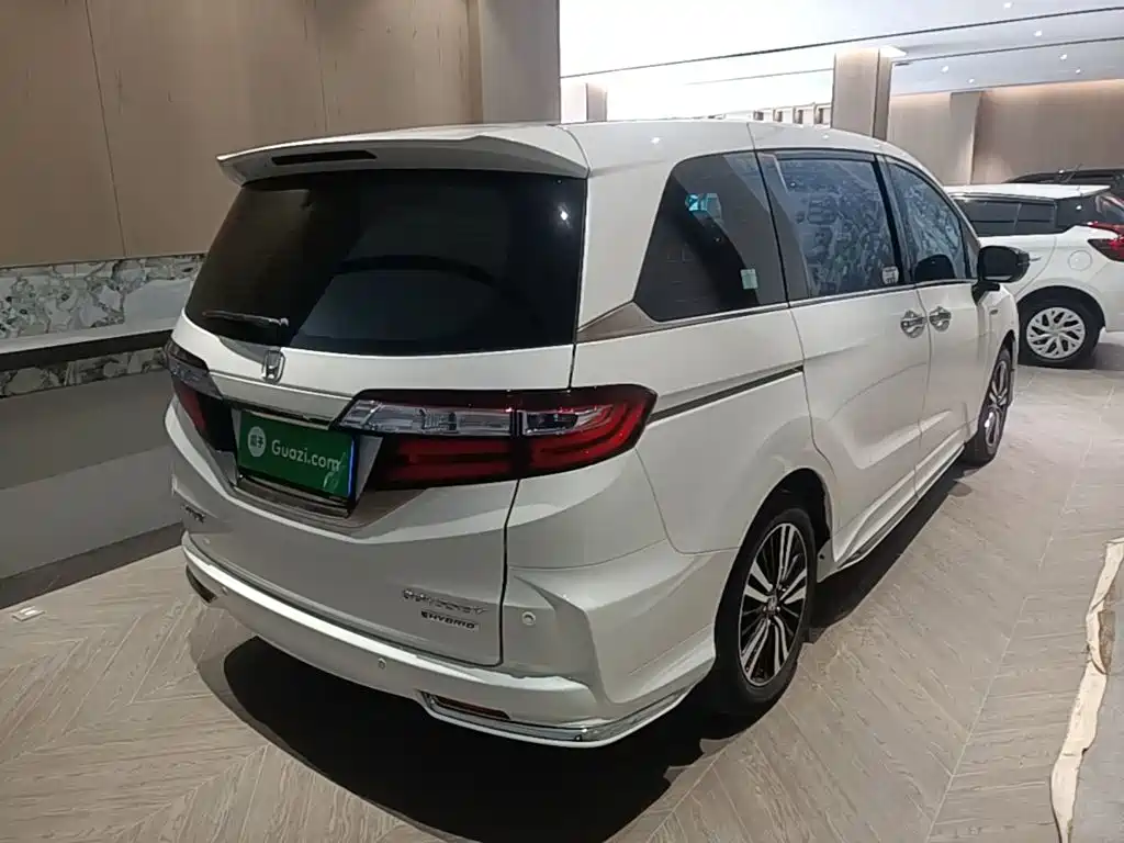 Honda Odyssey 2021 — фото 7