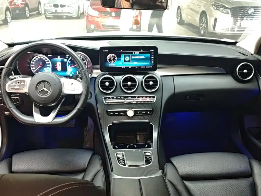 Mercedes-Benz C-Class 2021 — фото 10
