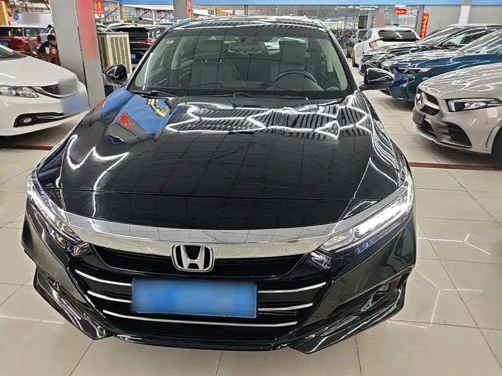 Honda Accord 2022 — фото 3