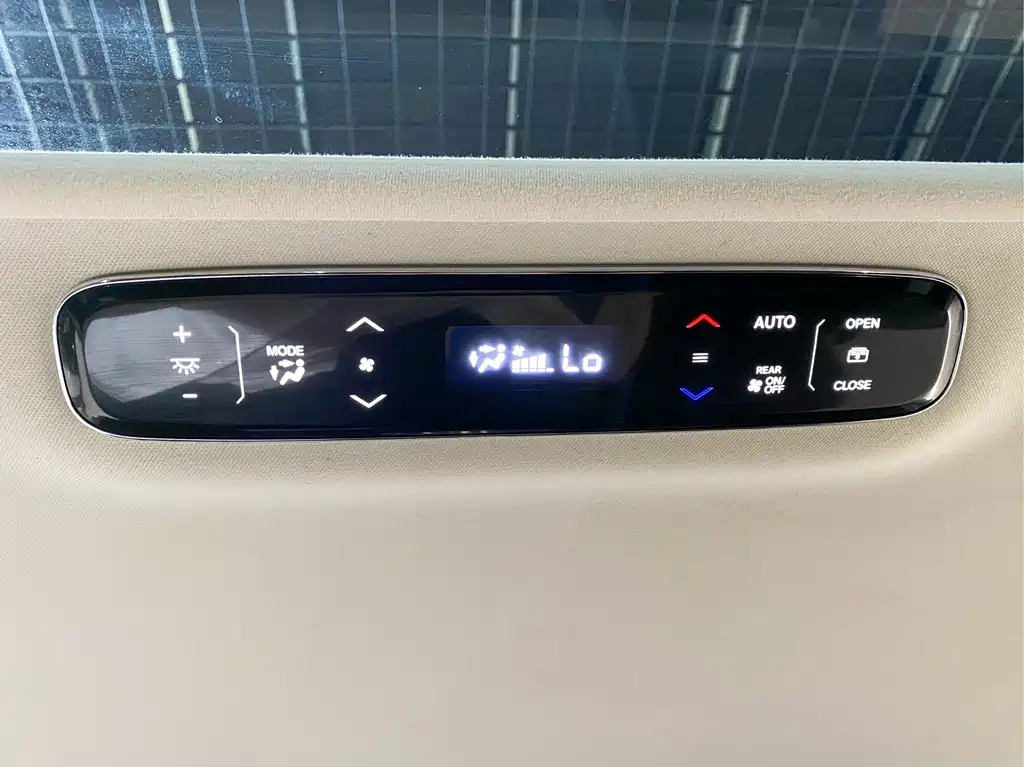 Honda Elysion 2019 — фото 16
