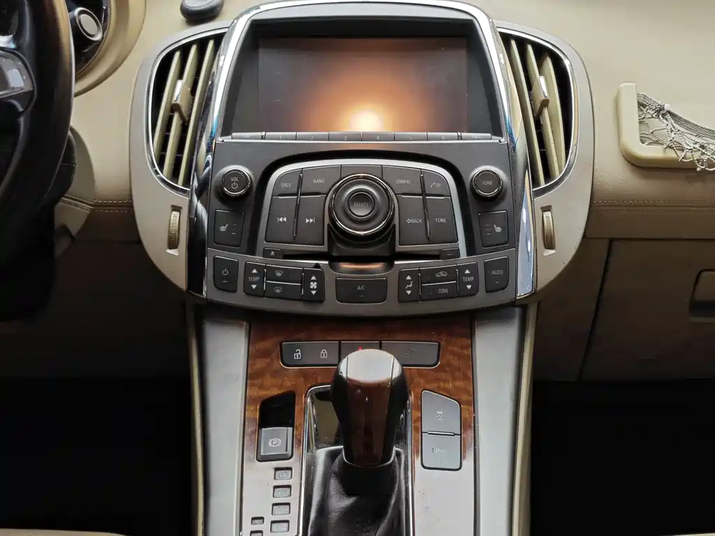 Buick LaCrosse 2013 — фото 18