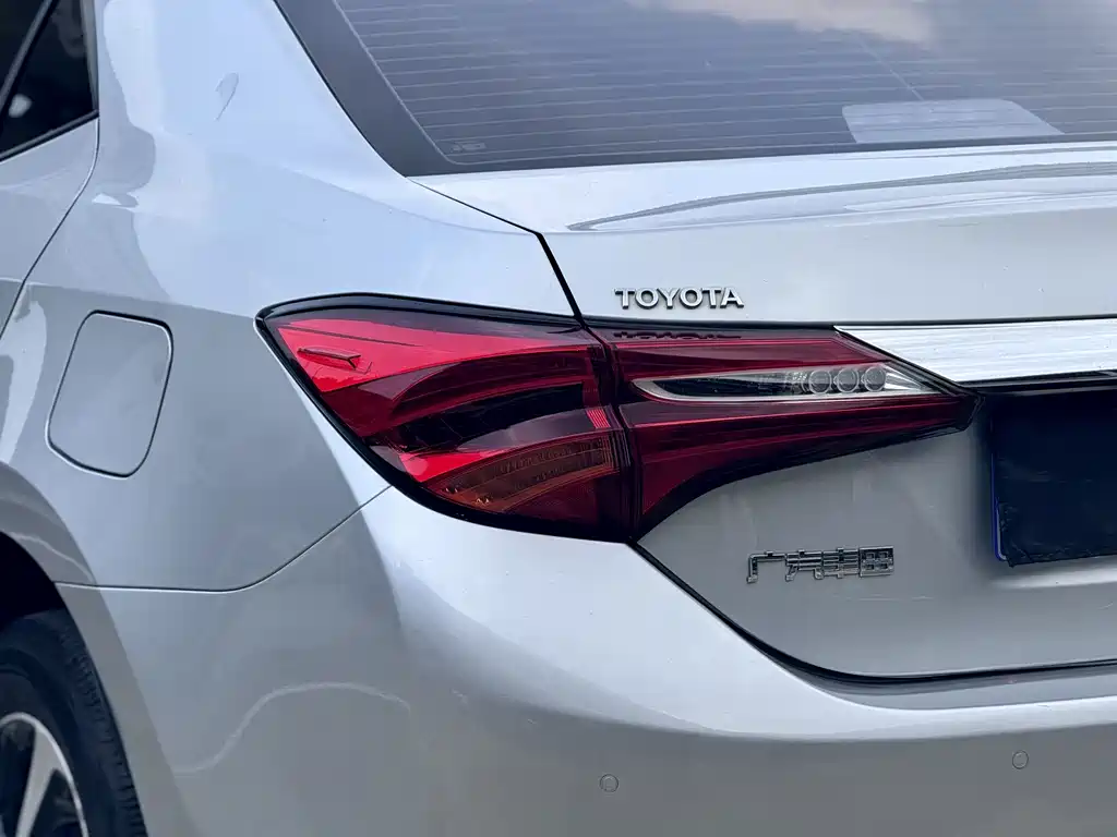 Toyota Levin 2017 — фото 13