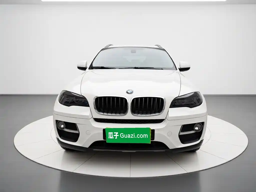 BMW X6 2015 — фото 24