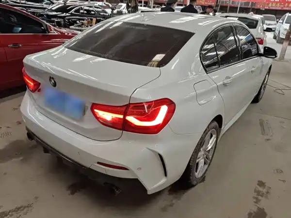 BMW 1 Series 2022