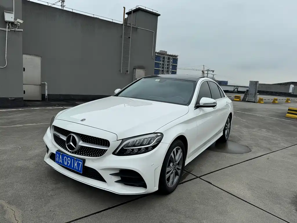 Mercedes-Benz C-Class 2021
