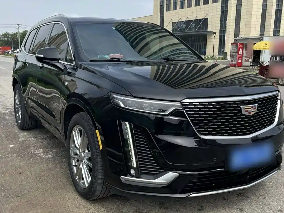 Cadillac XT6 2022 — фото 14