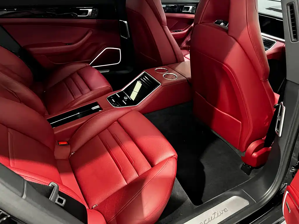 Porsche Panamera 2023 — фото 19