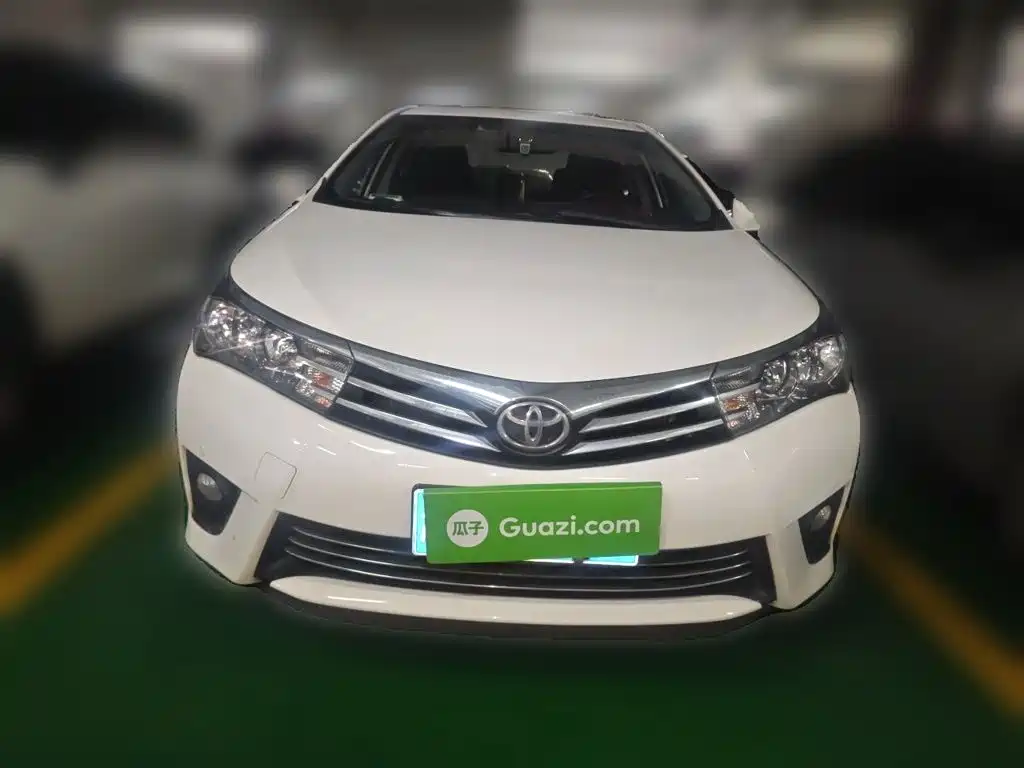 Toyota Corolla 2015 — фото 24
