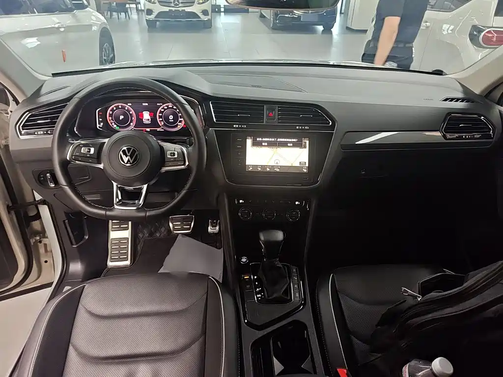 Volkswagen Tiguan L 2021