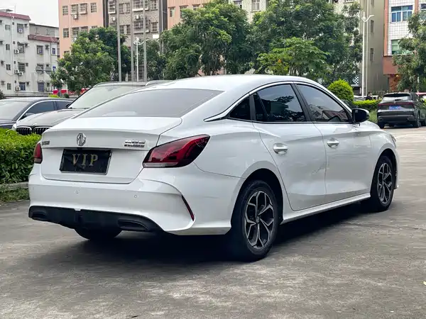MG5 2022