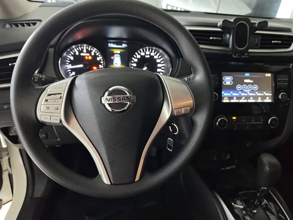 Nissan Qashqai 2017 — фото 11