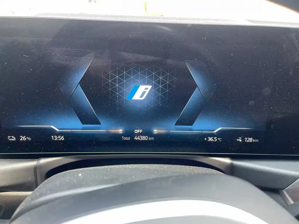 BMW i3 2023 — фото 12