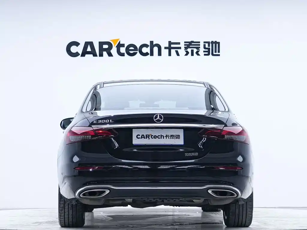 Mercedes-Benz E-Class 2022
