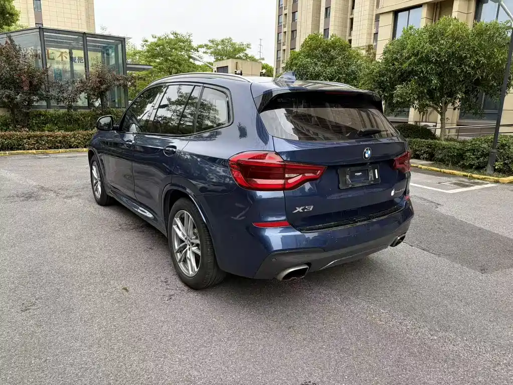 BMW X3 2018 — фото 8
