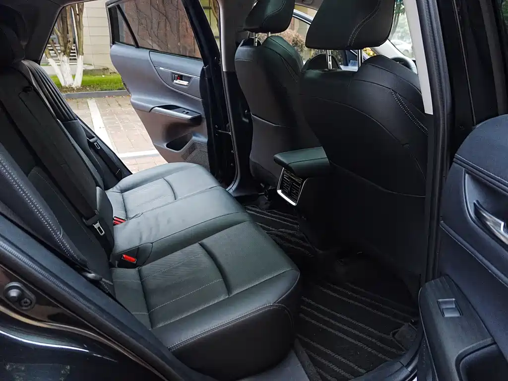 Toyota Harrier 2022 — фото 12