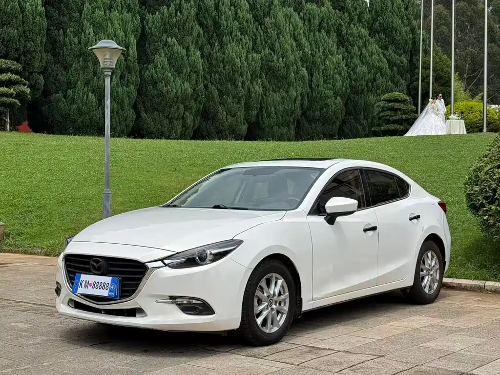 Mazda 3 Axela 2018