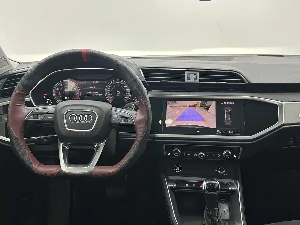 Audi Q3 2022 — фото 11