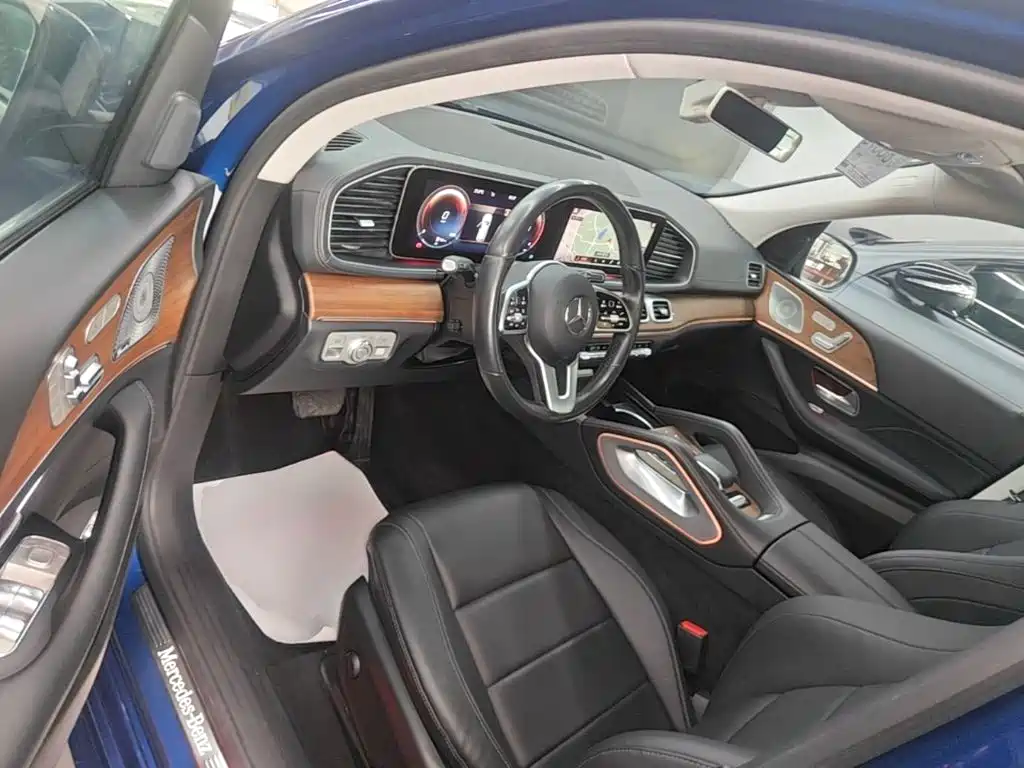 Mercedes-Benz GLE 2020 — фото 16