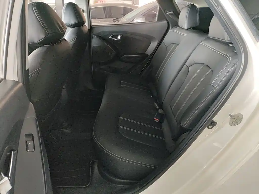 Hyundai ix35 2015 — фото 17