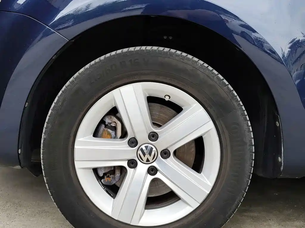 Volkswagen Sharan 2015 — фото 13