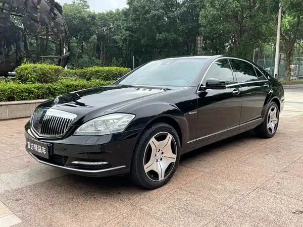 Mercedes-Benz S-Class 2013