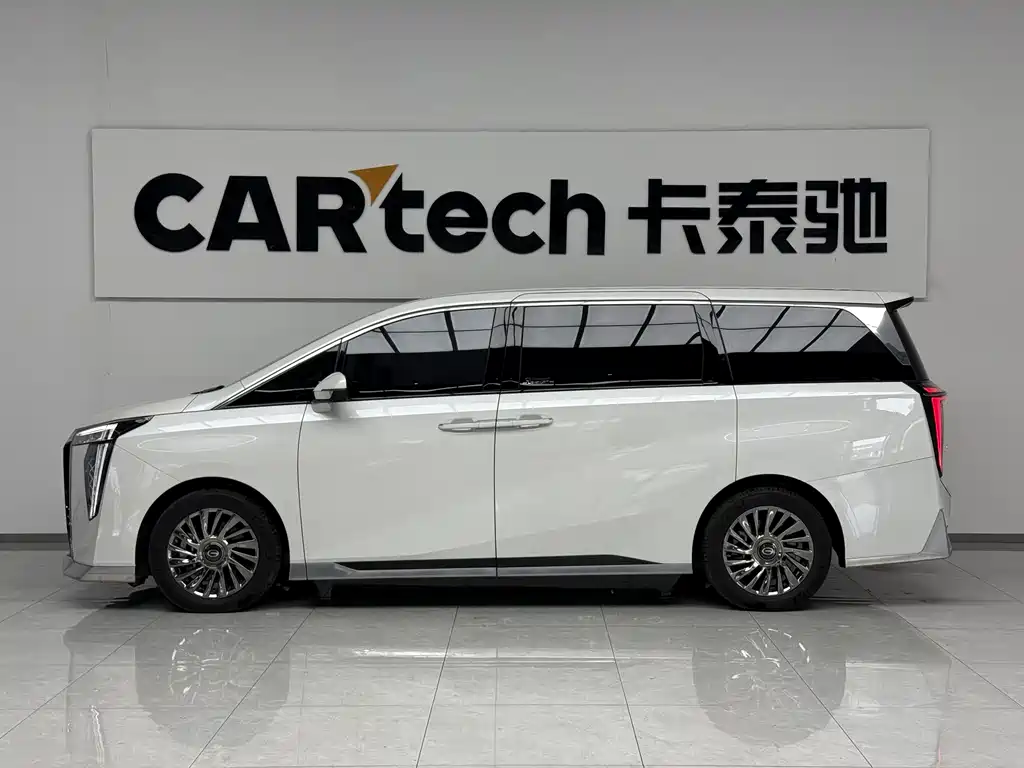GAC Motor Trumpchi M8 2023 — фото 3