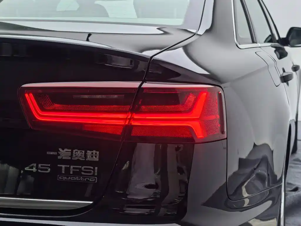 Audi A6L 2018 — фото 21