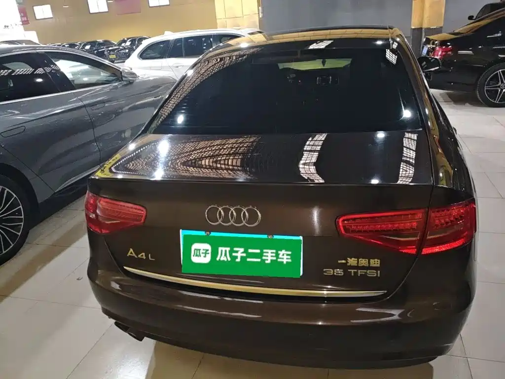 Audi A4L 2015 — фото 22