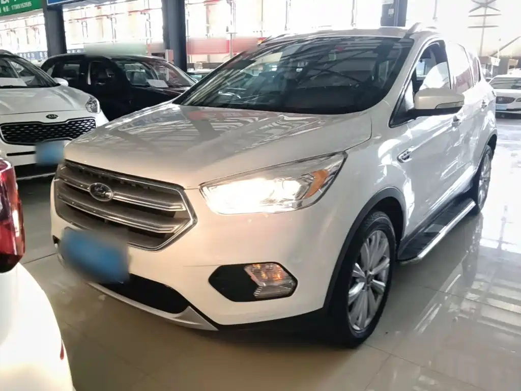 Ford Kuga 2017 — фото 3