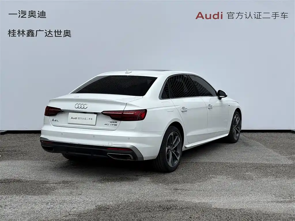 Audi A4L 2021 — фото 5