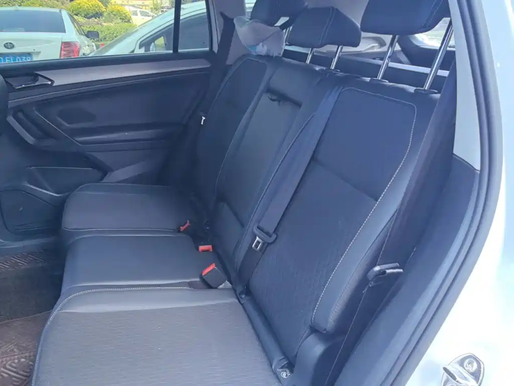 Volkswagen Tiguan L 2017 — фото 17