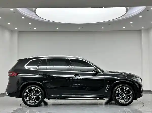 BMW X5 2023