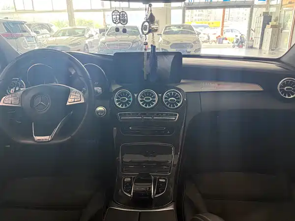 Mercedes-Benz C-Class 2017