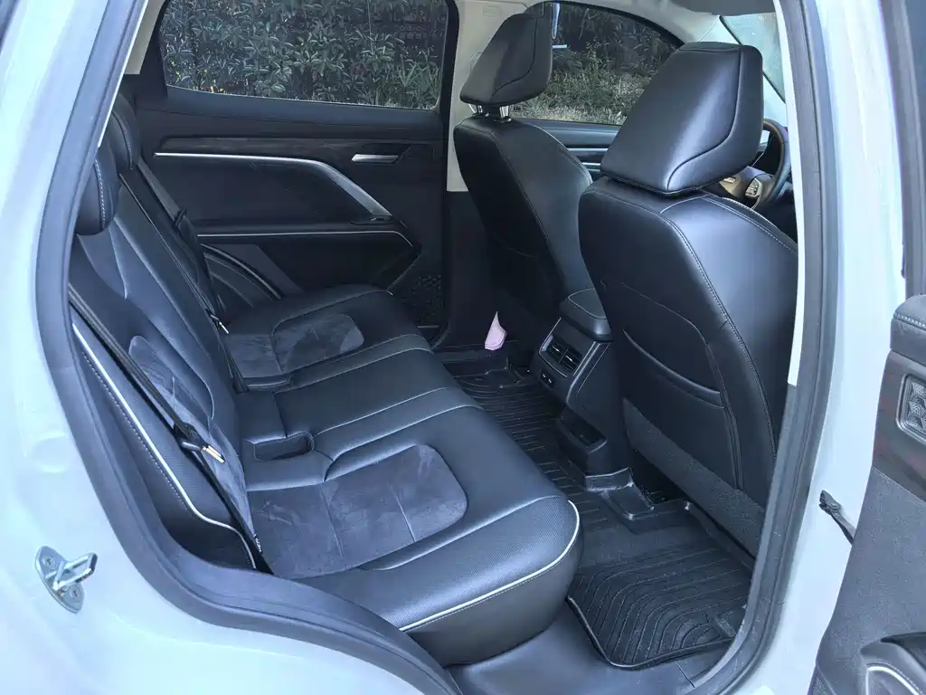 Haval H6 2023 — фото 11