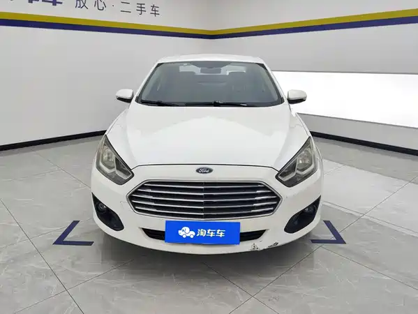 Ford Escort 2016