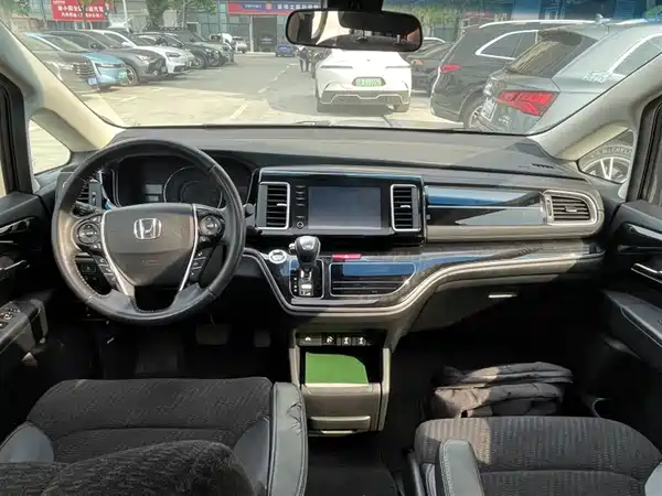 Honda Elysion 2020