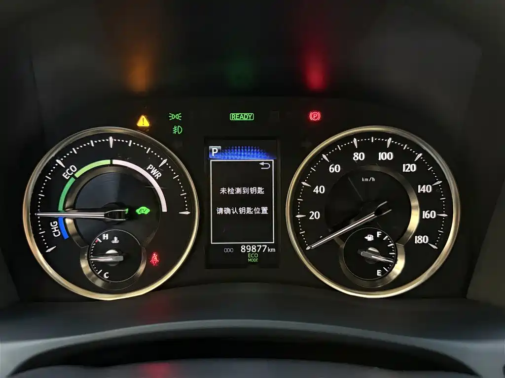 Toyota Vellfire 2022 — фото 29