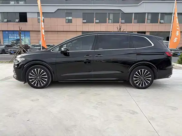 Volkswagen Viloran 2023