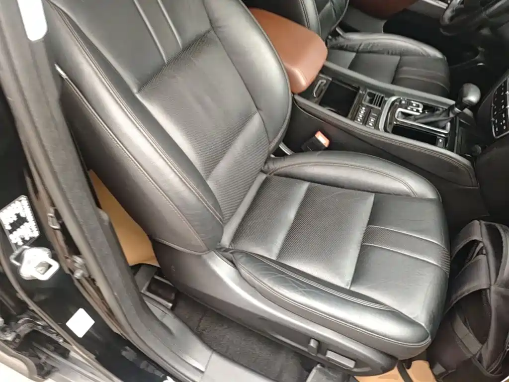GAC Motor Trumpchi GS8 2019 — фото 25