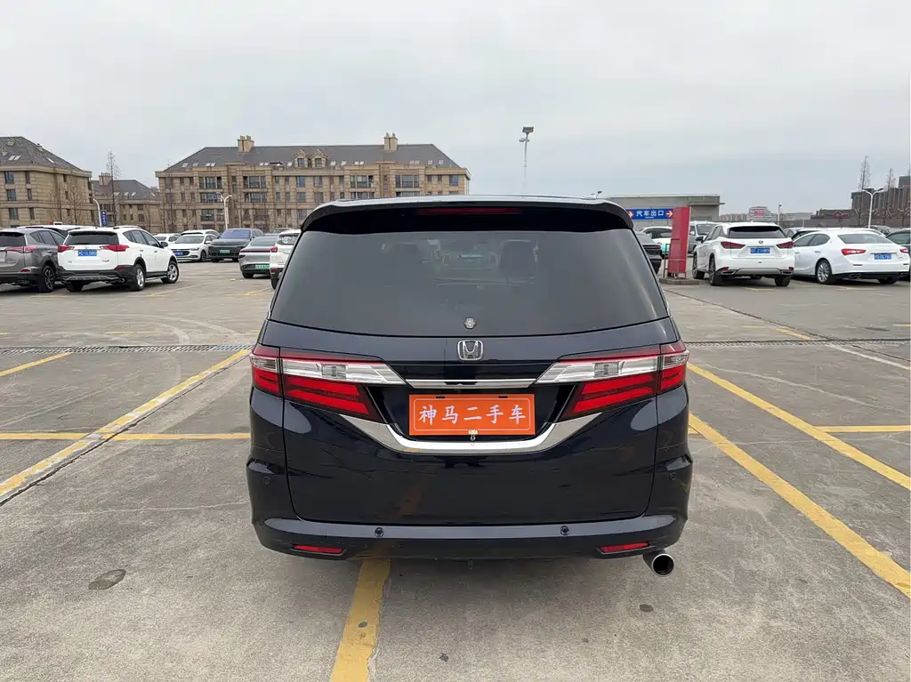 Honda Odyssey 2018 — фото 5