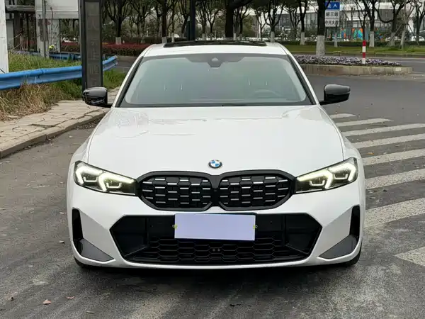 BMW 3 Series 2023