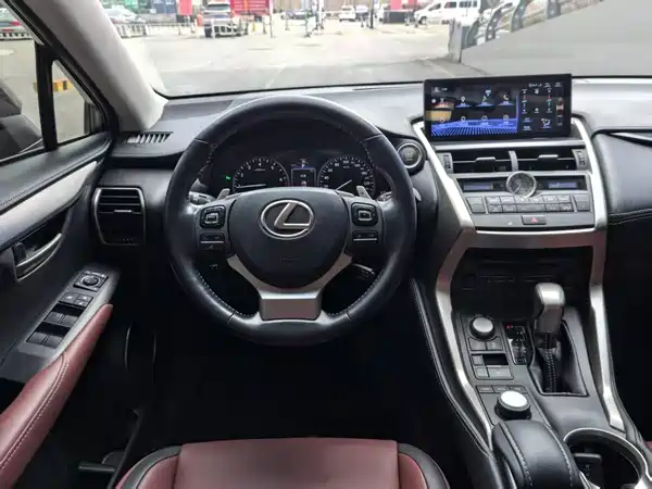 Lexus NX 2016
