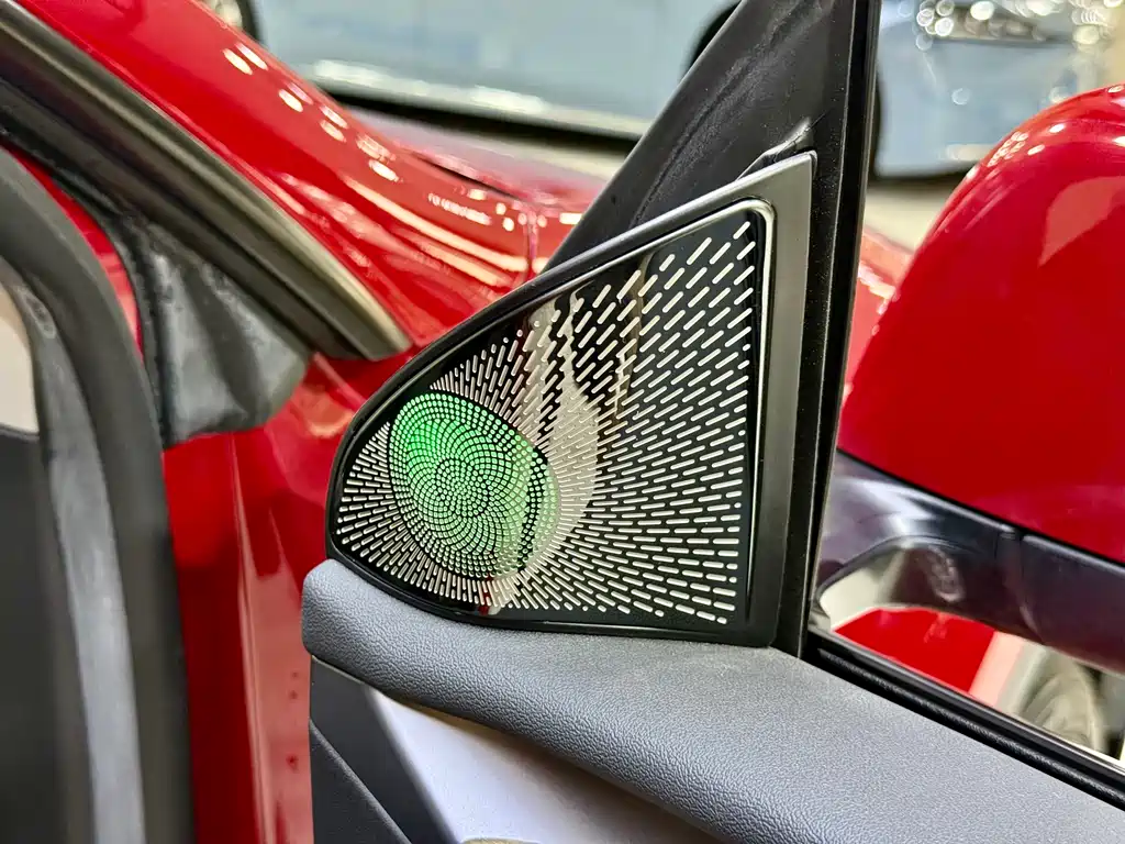 Tesla Model Y 2023 — фото 14